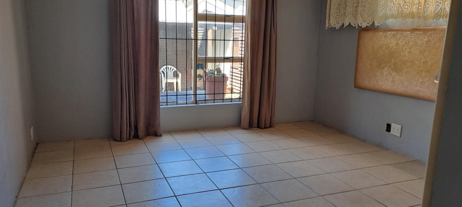 3 Bedroom Property for Sale in Pine Acres Western Cape